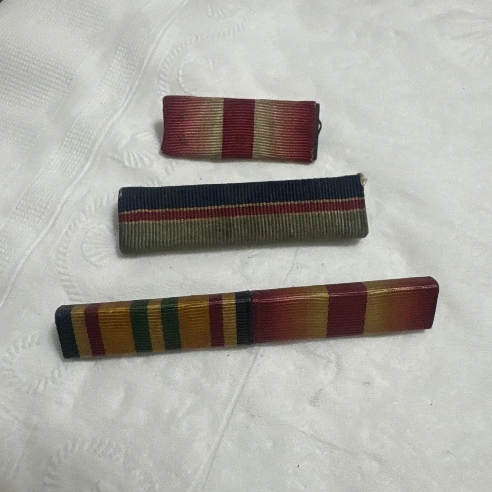 Assortments Estate Find Vintage Military Ribbon Bar Pin